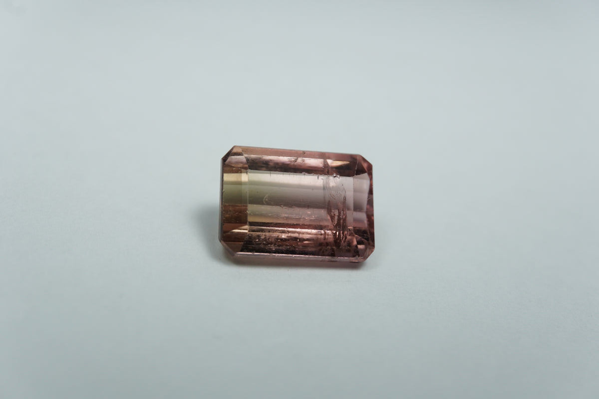 6.23ct Tourmaline bicolor 12x9mm