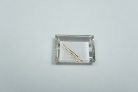 8.50ct Quartz with inclusion 15x12mm