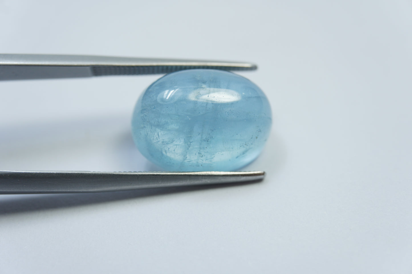 9.95ct Aquamarine cabochon 16x12mm