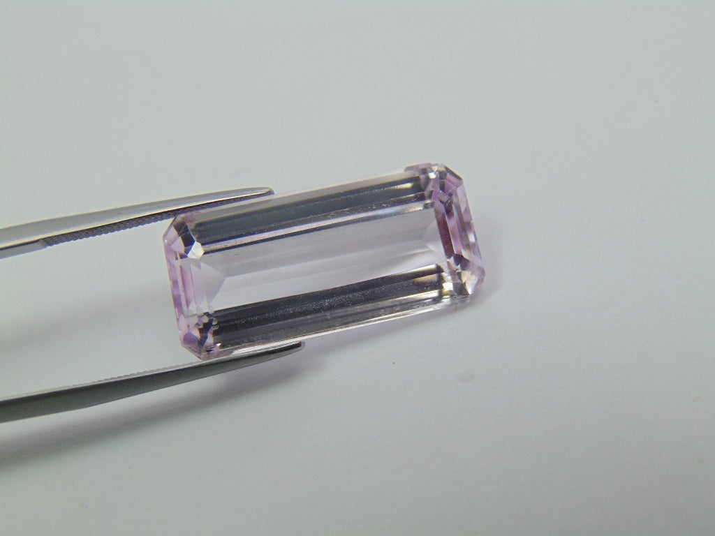 22ct Kunzite 25x12mm