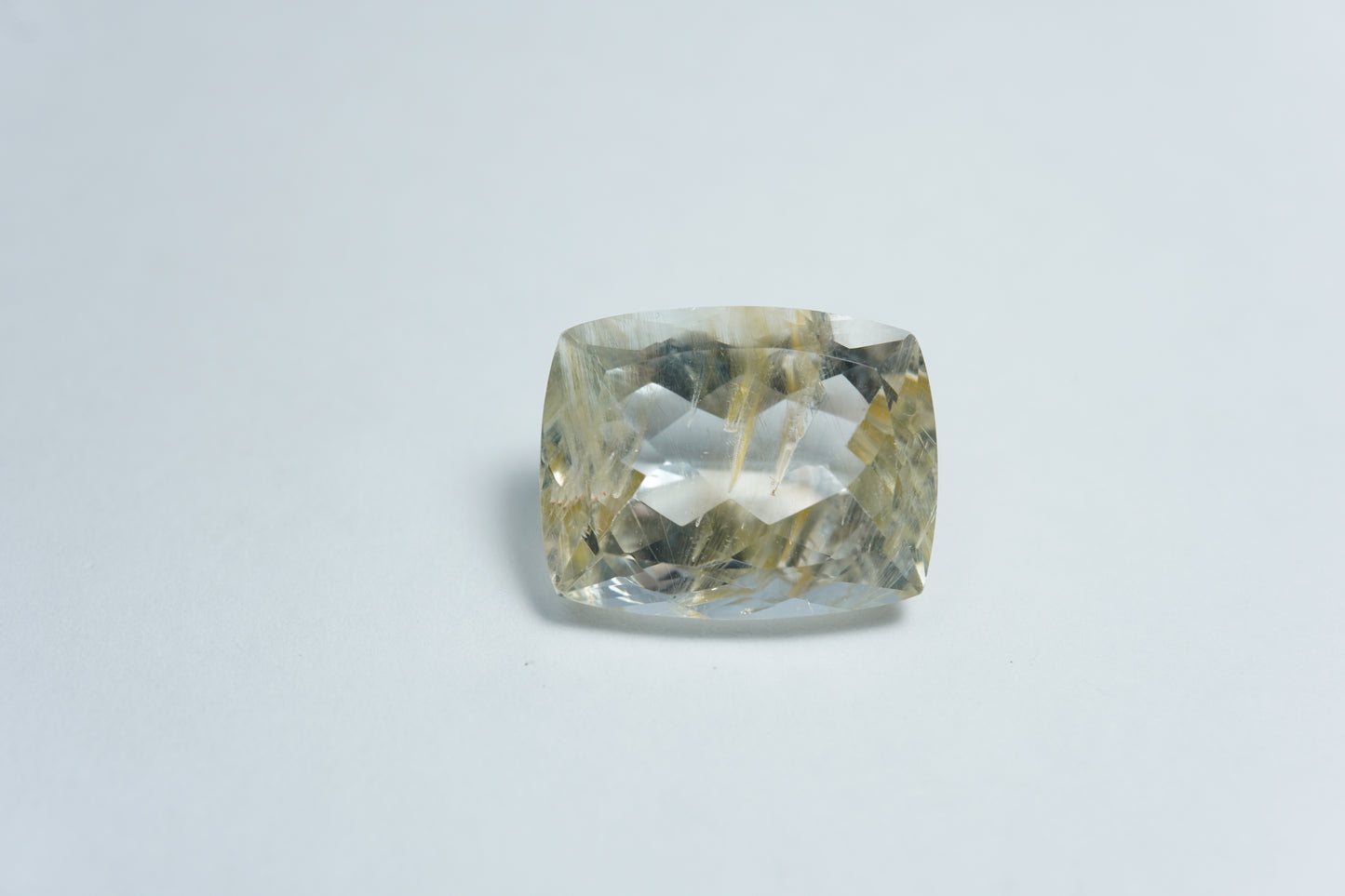 14.95ct Topaz with rutile 16x11mm