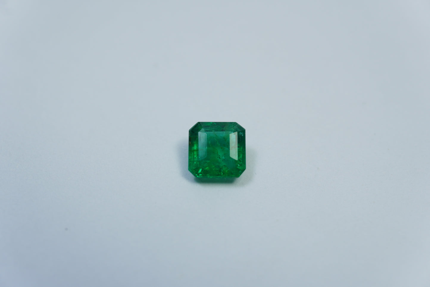 0.75ct Emerald 5.5mm