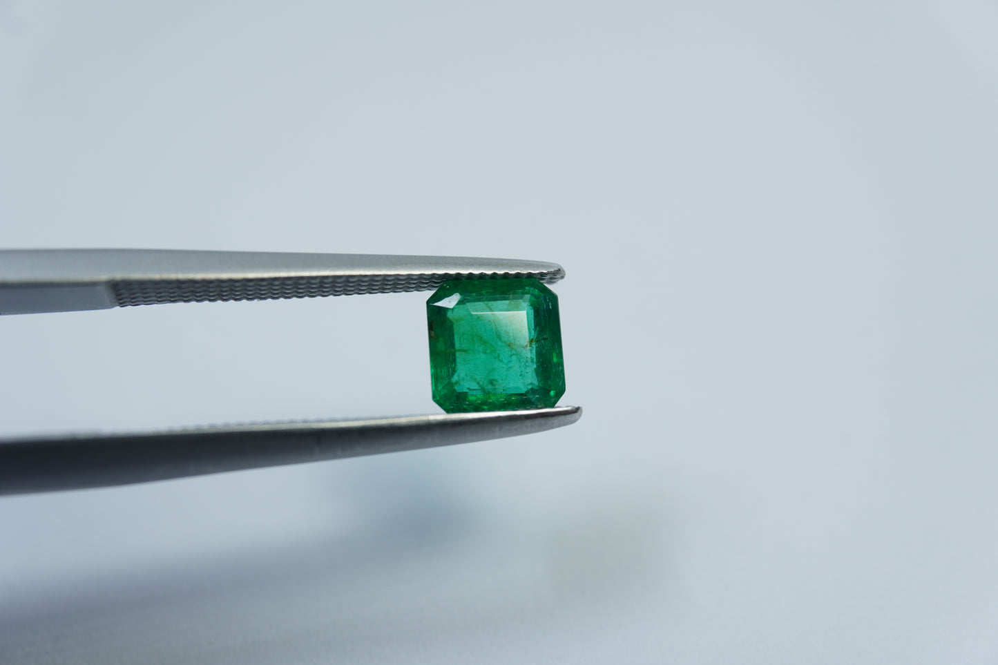 0.75ct Emerald 5.5mm