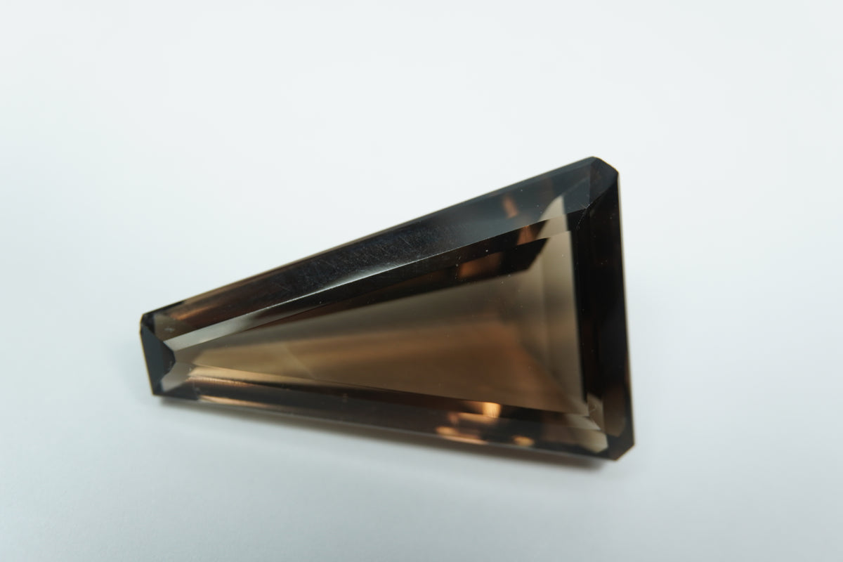 27.85ct Quartz Smoky 30x19mm