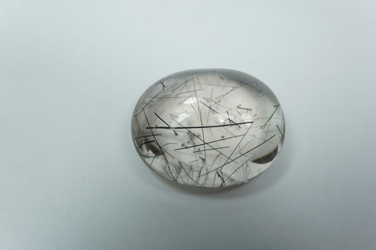 30.60ct Quartz with inclusion cabochon 23x19mm