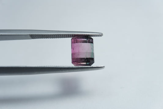 2.68ct Tourmaline bicolor 8x6mm
