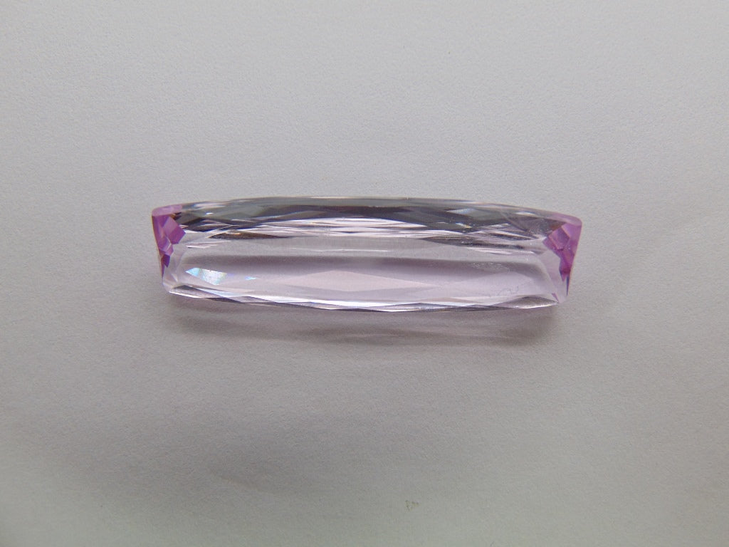 25.60ct Kunzite 36x11mm