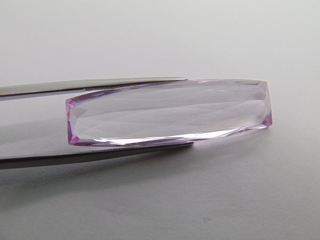 25.60ct Kunzite 36x11mm