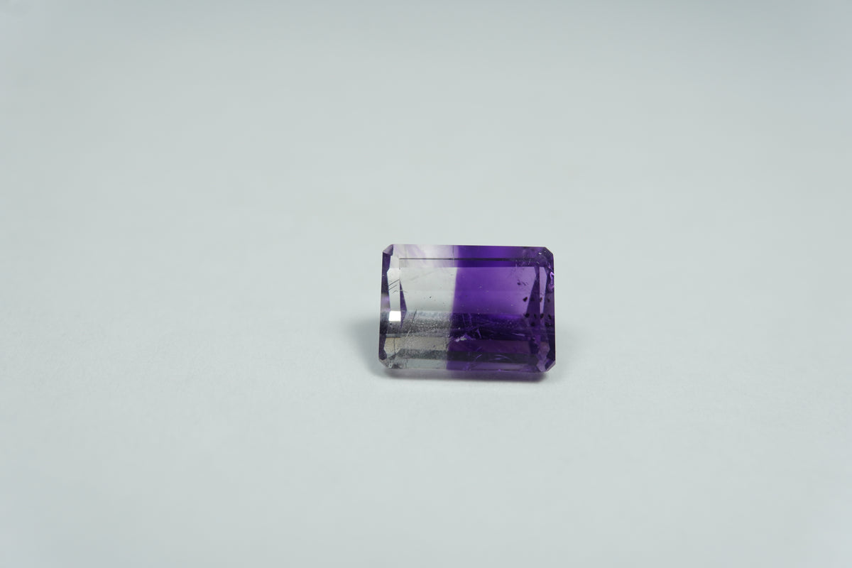 2.30ct Amethyst Bicolor 7x4mm