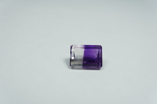 2.30ct Amethyst Bicolor 7x4mm