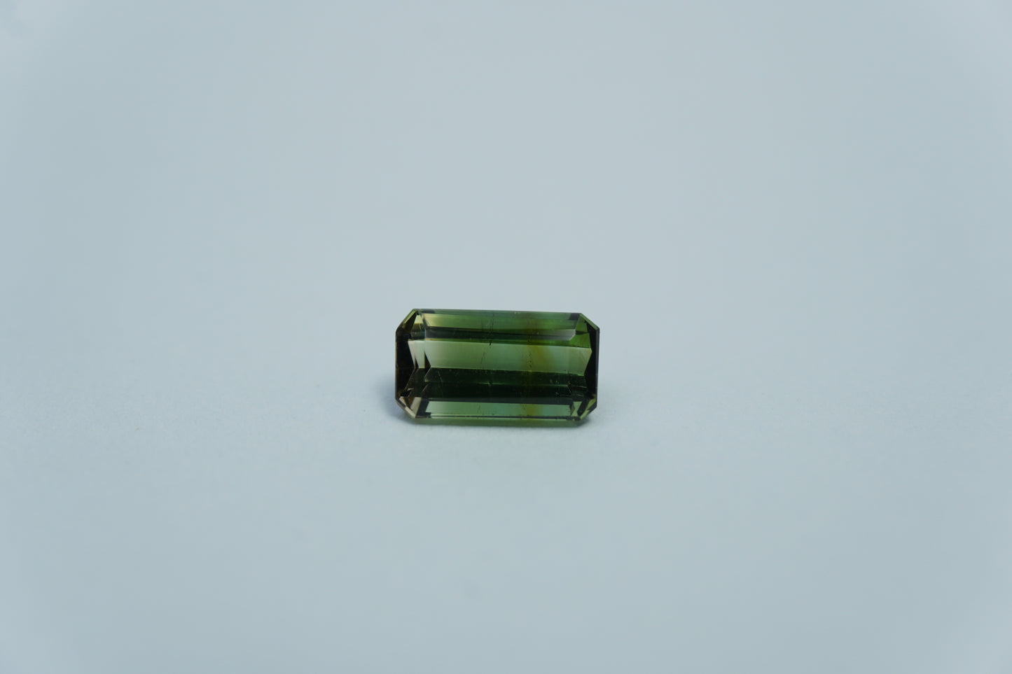 1.34ct Tourmaline bicolor 8x4mm