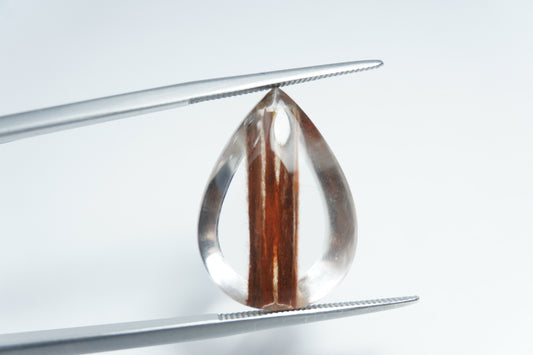 13.75ct Quartz with inclusion 20x15mm