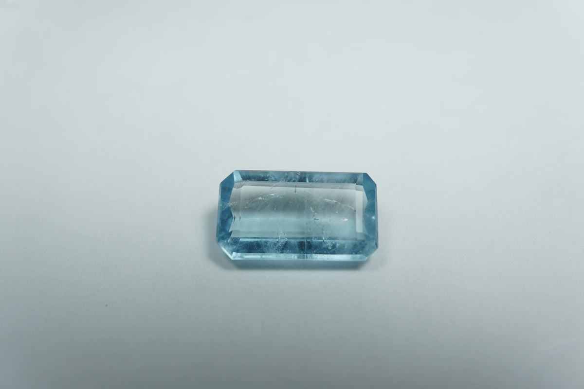 1.56ct Aquamarine 10x6mm