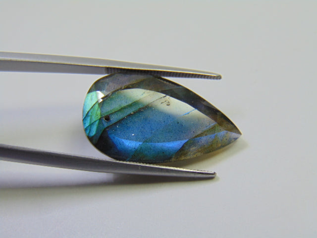 16.90ct Labradorite 26x14mm