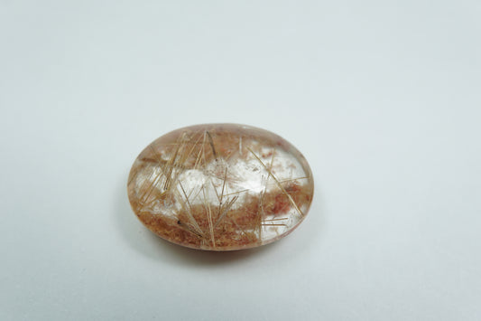 21.15ct Quartz with inclusion 21x15mm