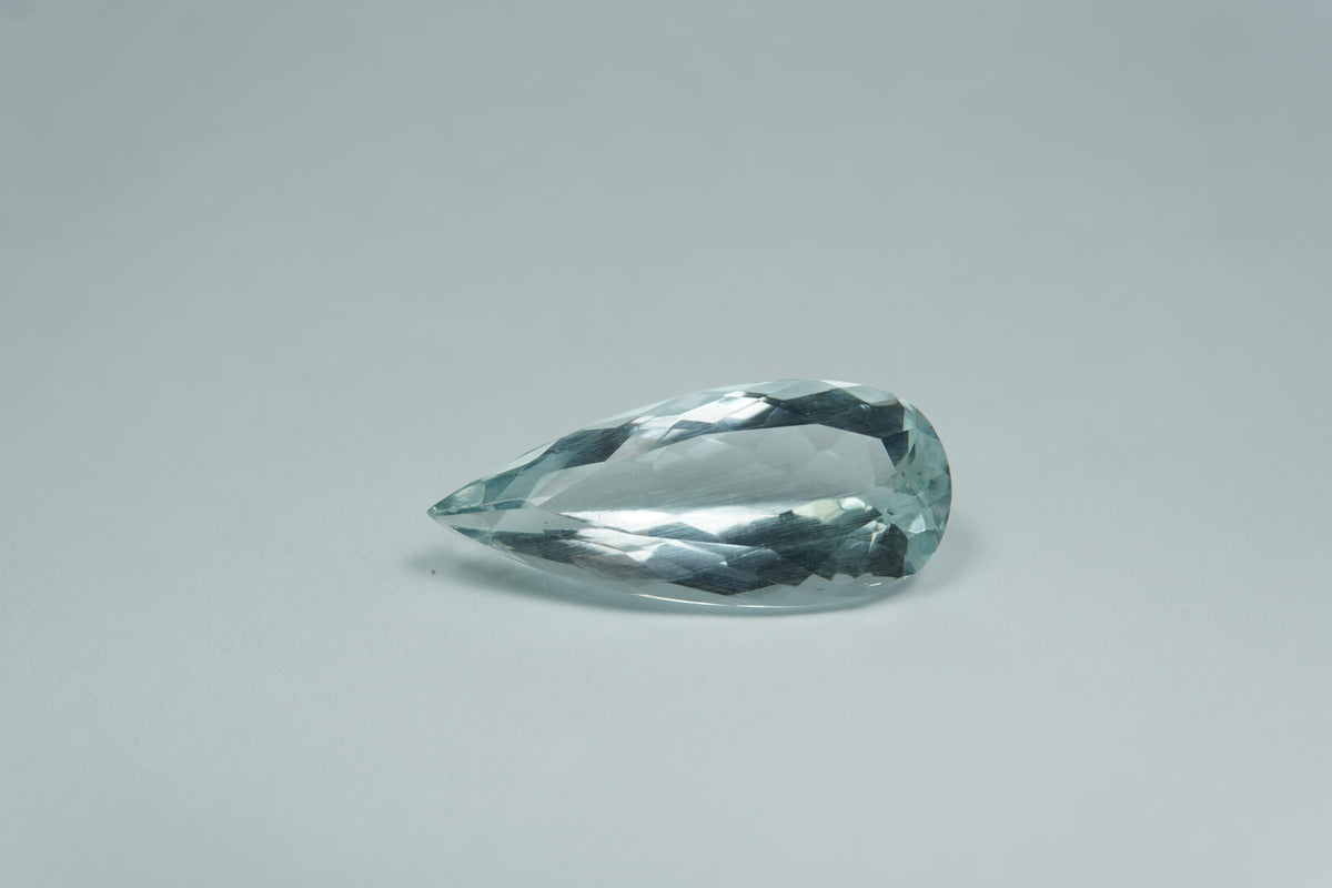 4.27ct Aquamarine 18x8mm
