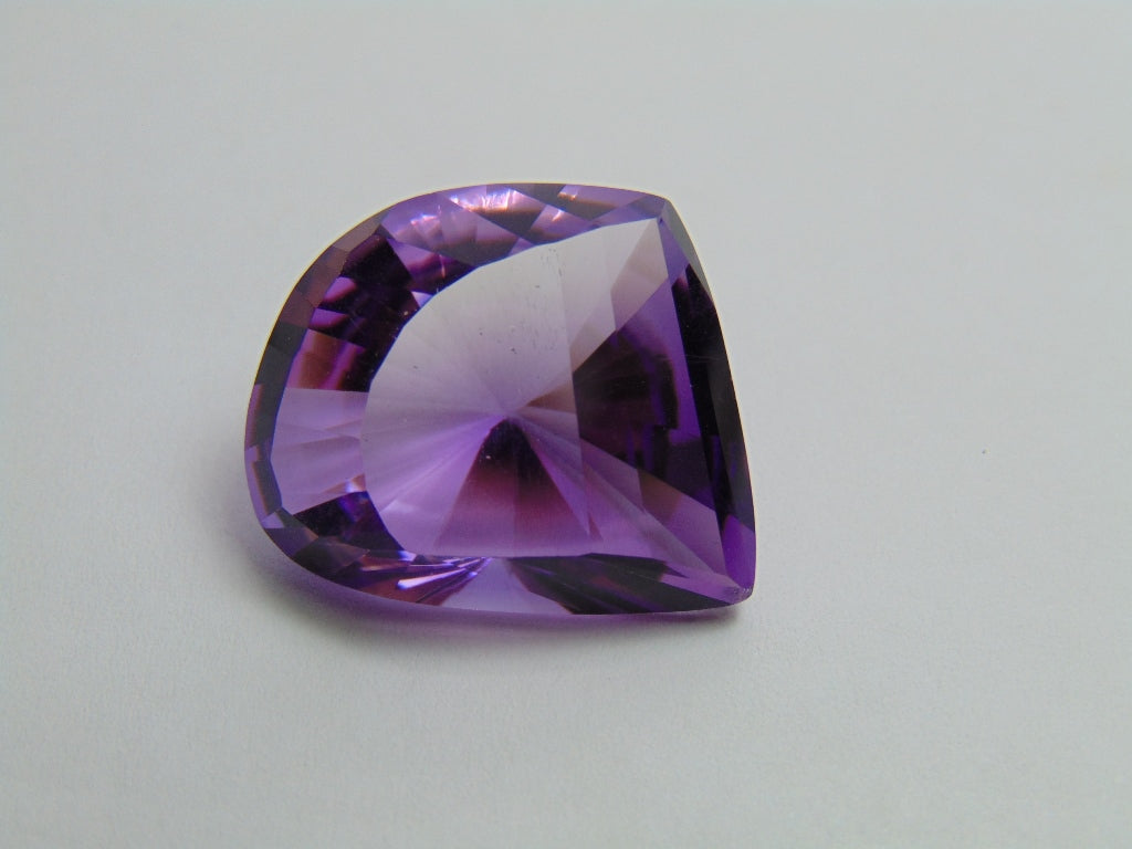 32.95ct Amethyst 25x23mm