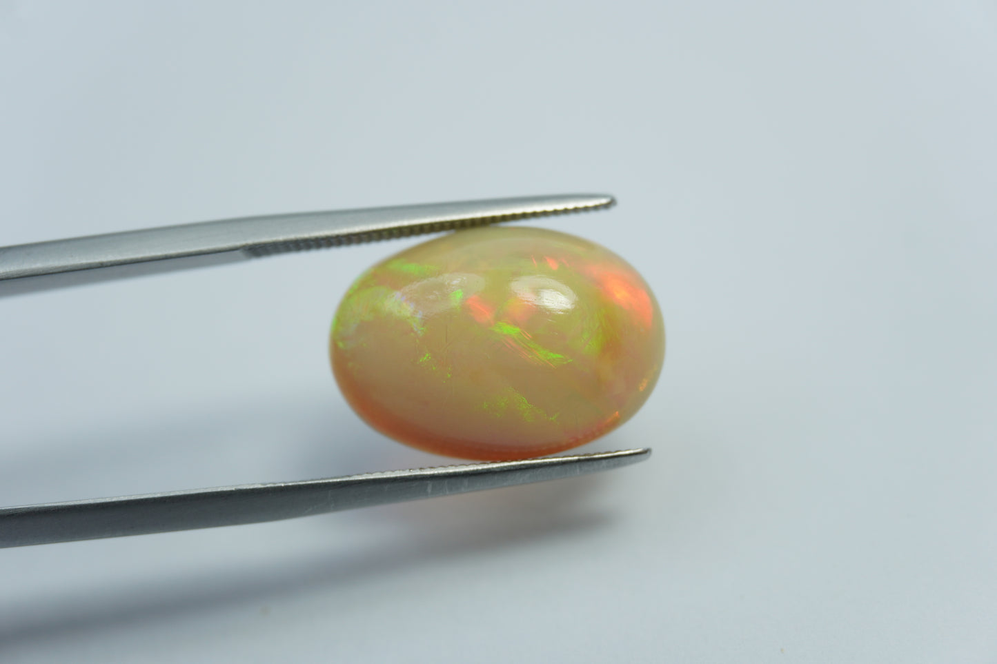 4.99ct Noble opal 16x12m
