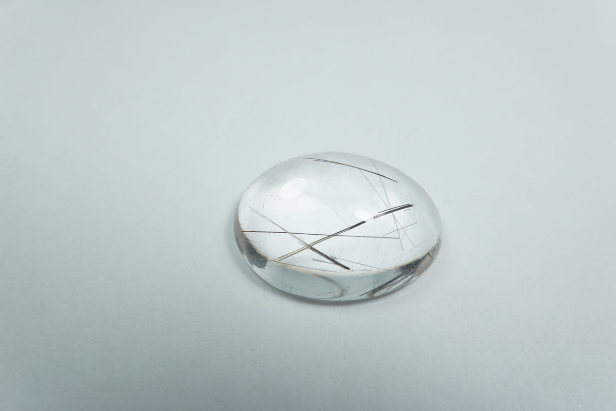 11.15ct Quartz with inclusion cabochon 17.5x13mm