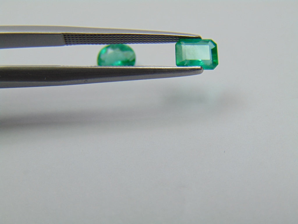 0.92ct Emerald 6x5mm 5.5x4mm