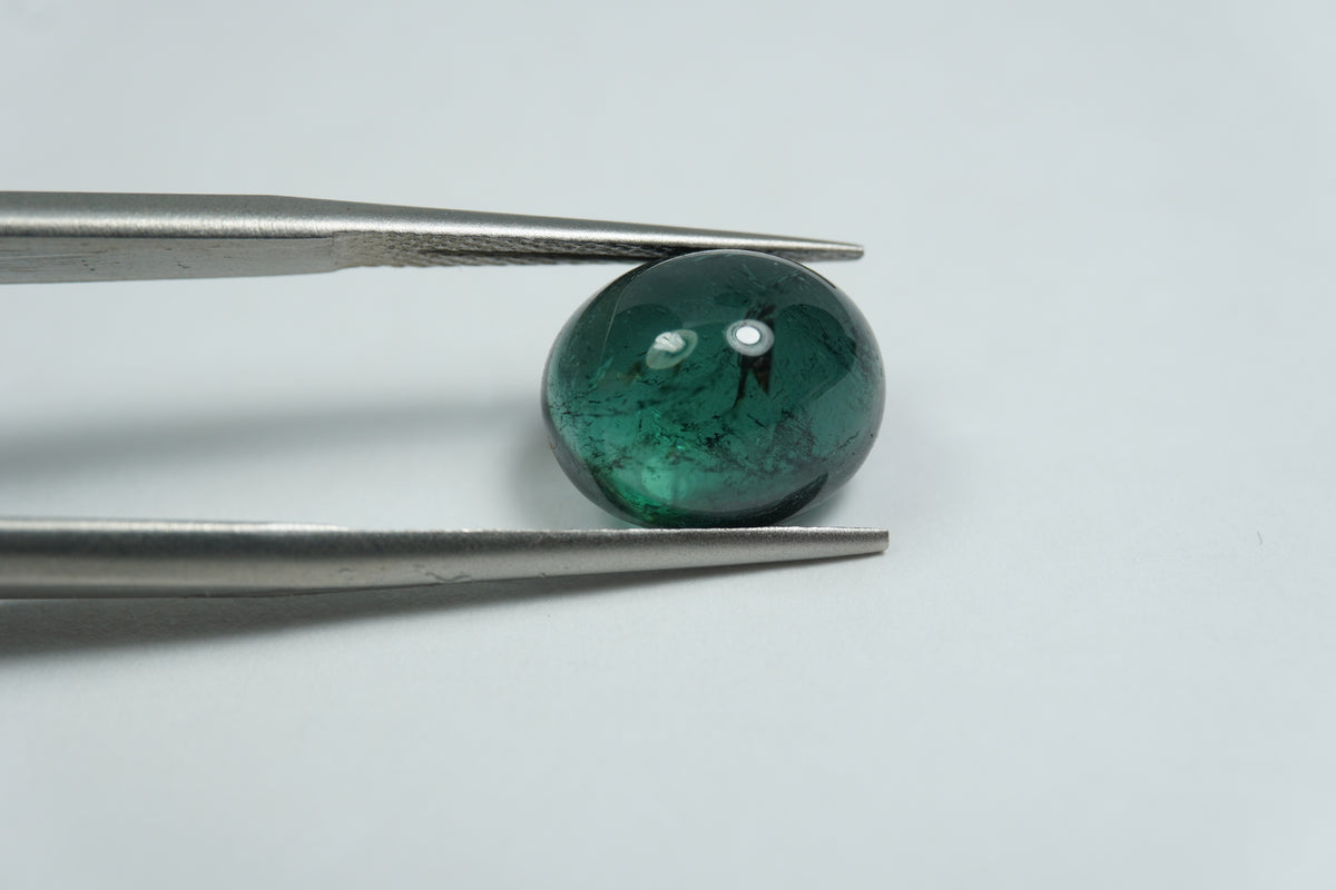 4.80ct Tourmaline cabochon 11x9mm