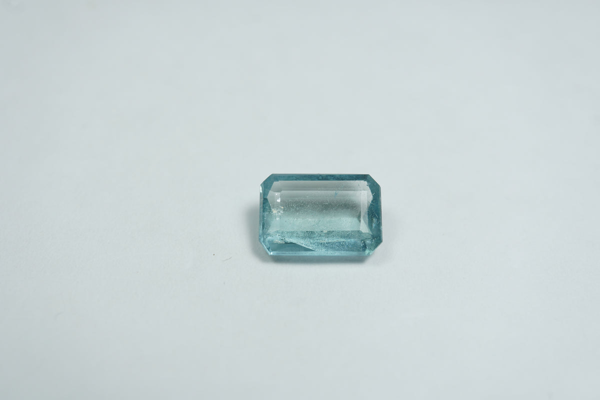 1.72ct Aquamarine 9x6mm