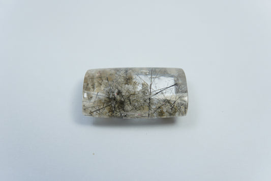 16.55ct Quartz with inclusion 21x13mm