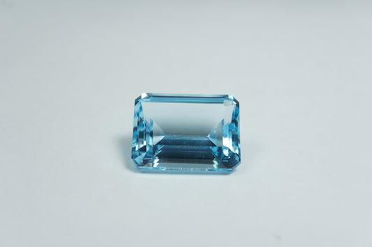 13.63ct Topaz sky 15x11.5mm