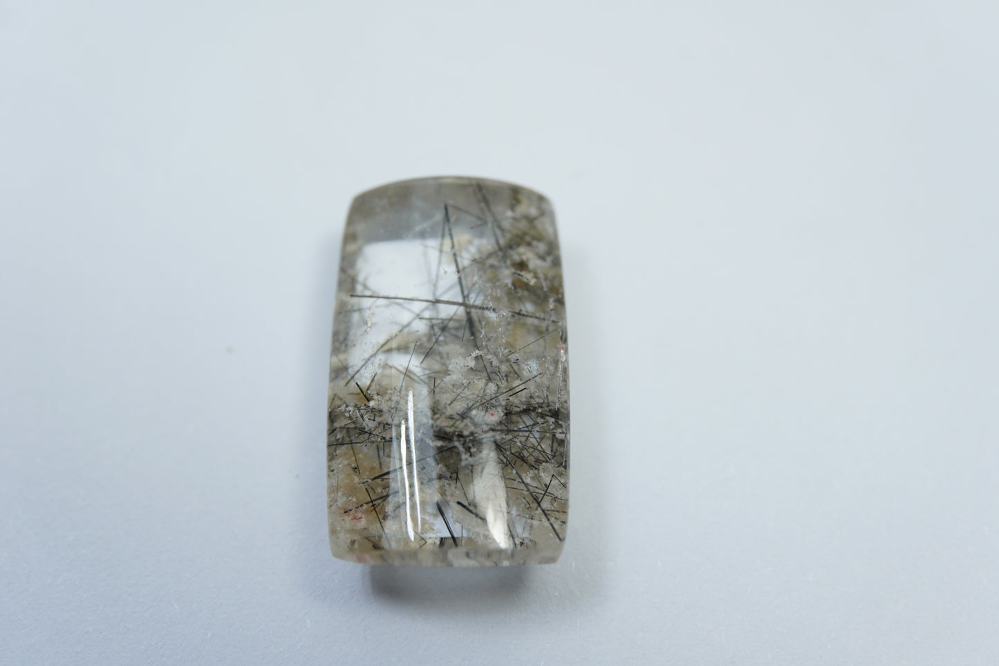 16.55ct Quartz with inclusion 21x13mm