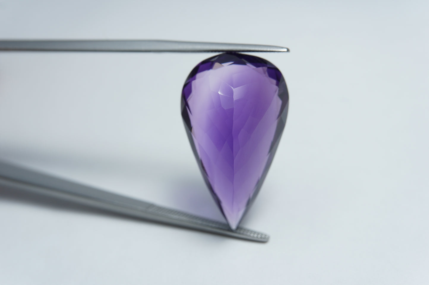 18ct Amethyst 24x14mm
