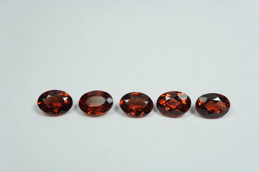 5.35ct Spessartites 7x5mm