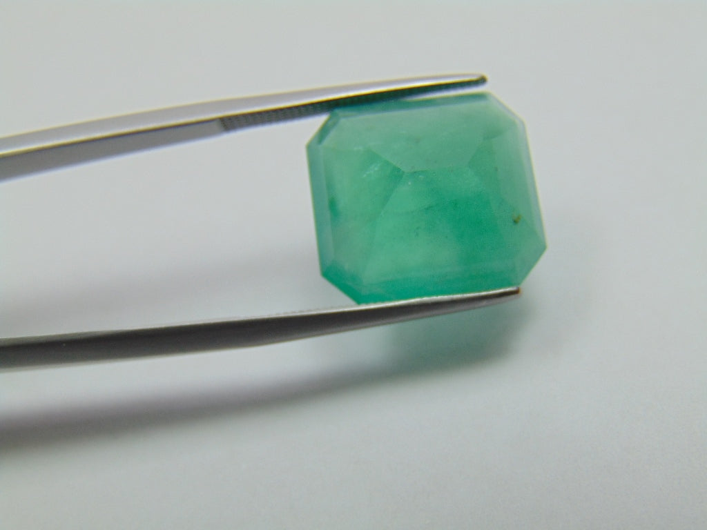 12.20ct Emerald 15x13mm