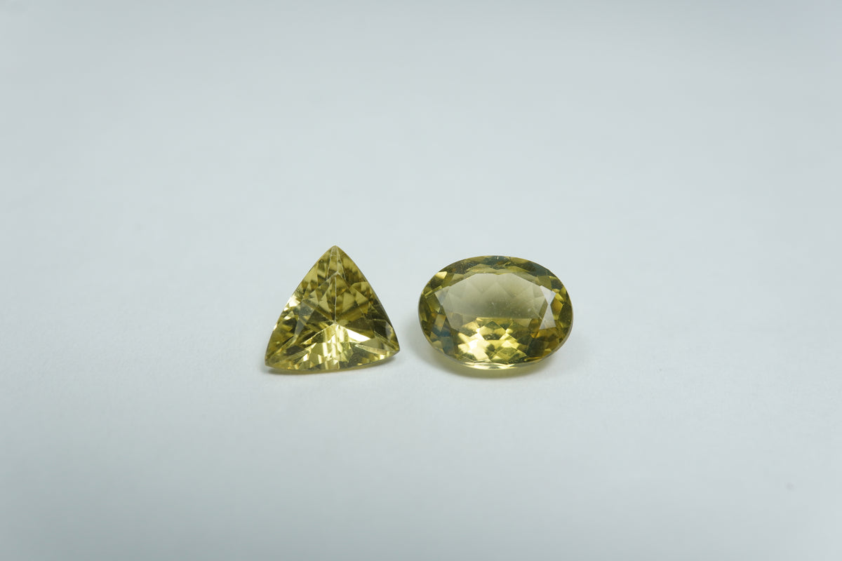 2.45ct Chrysolites 8x6mm / 7mm