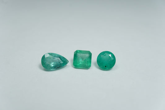 1.60ct Emeralds 7x4mm / 5mm / 5mm