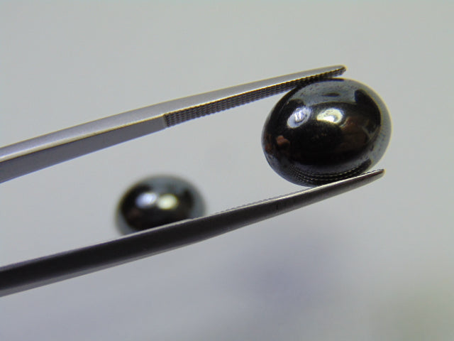18.45ct Hematite Cabochon 12.5x11mm 13x11mm