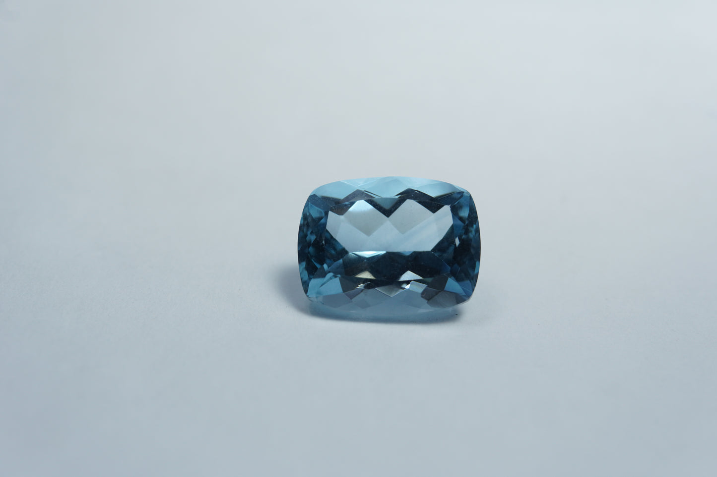 7.23ct Topaz 12x10mm