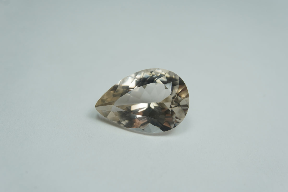 8.80ct Topaz 16x11mm
