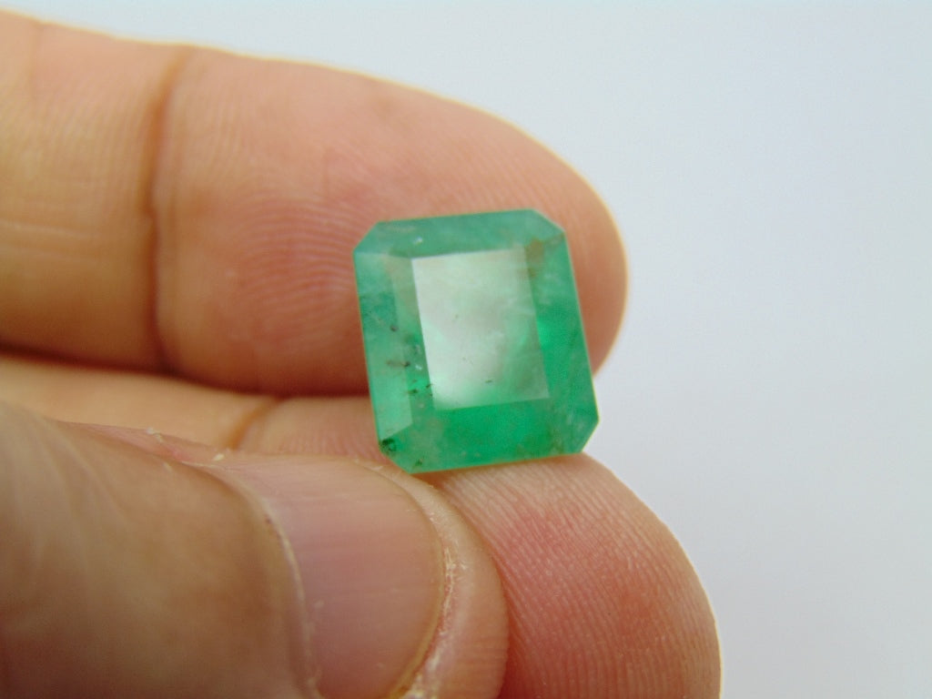 5.30ct Emerald 12x11mm