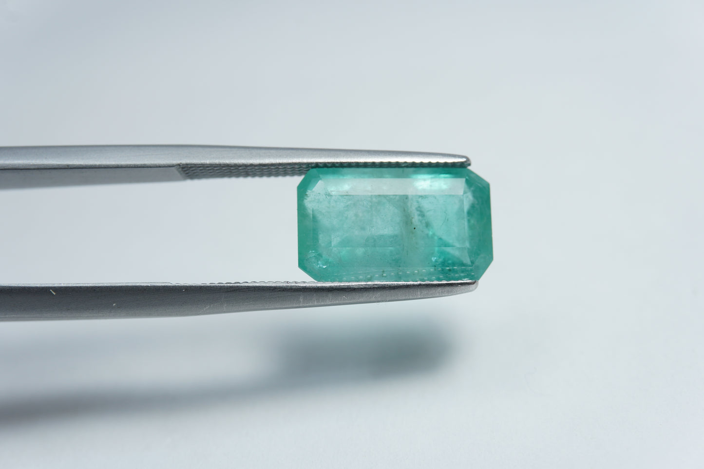 3.65ct Emerald 12x7mm