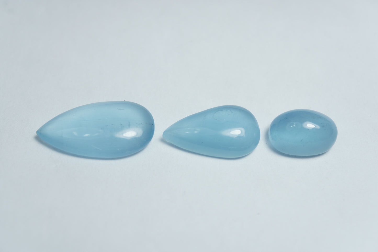 7.68ct Aquamarine cabochon