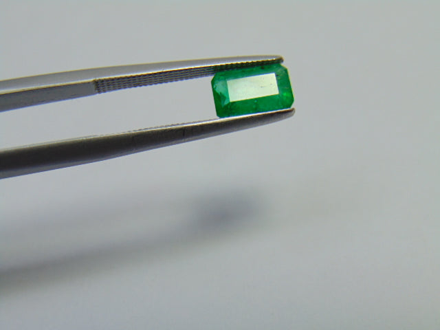 1.05ct Emerald 7.5x5mm