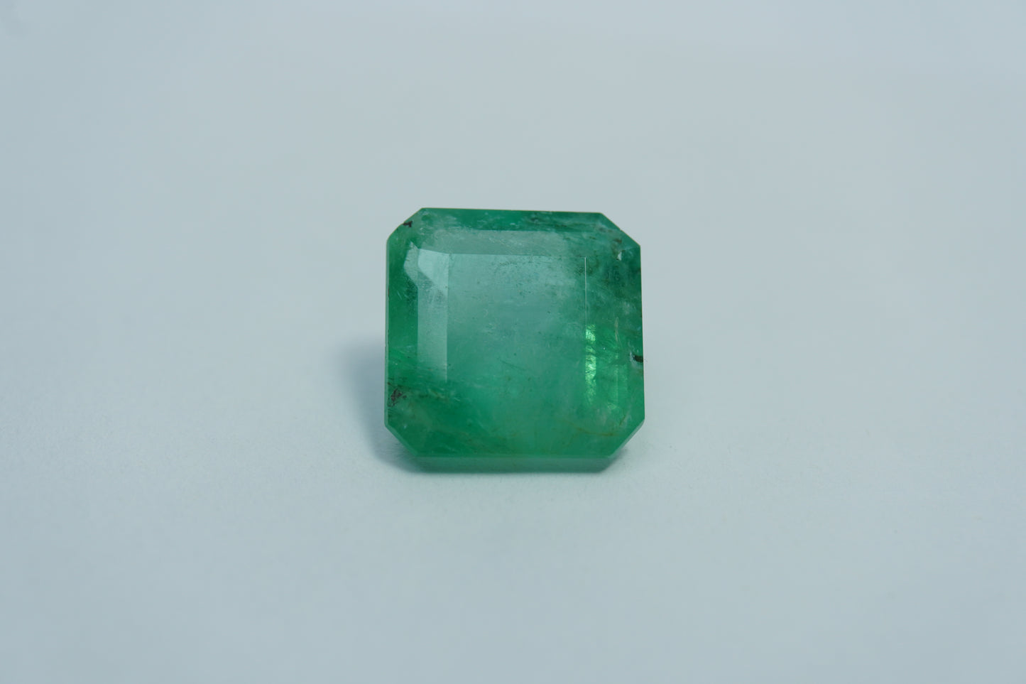8.38ct Emerald 12mm