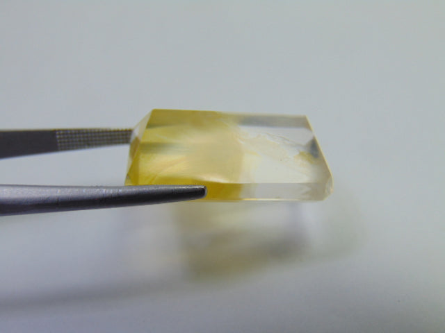 24.40ct Quartz Inclusion 24x15mm