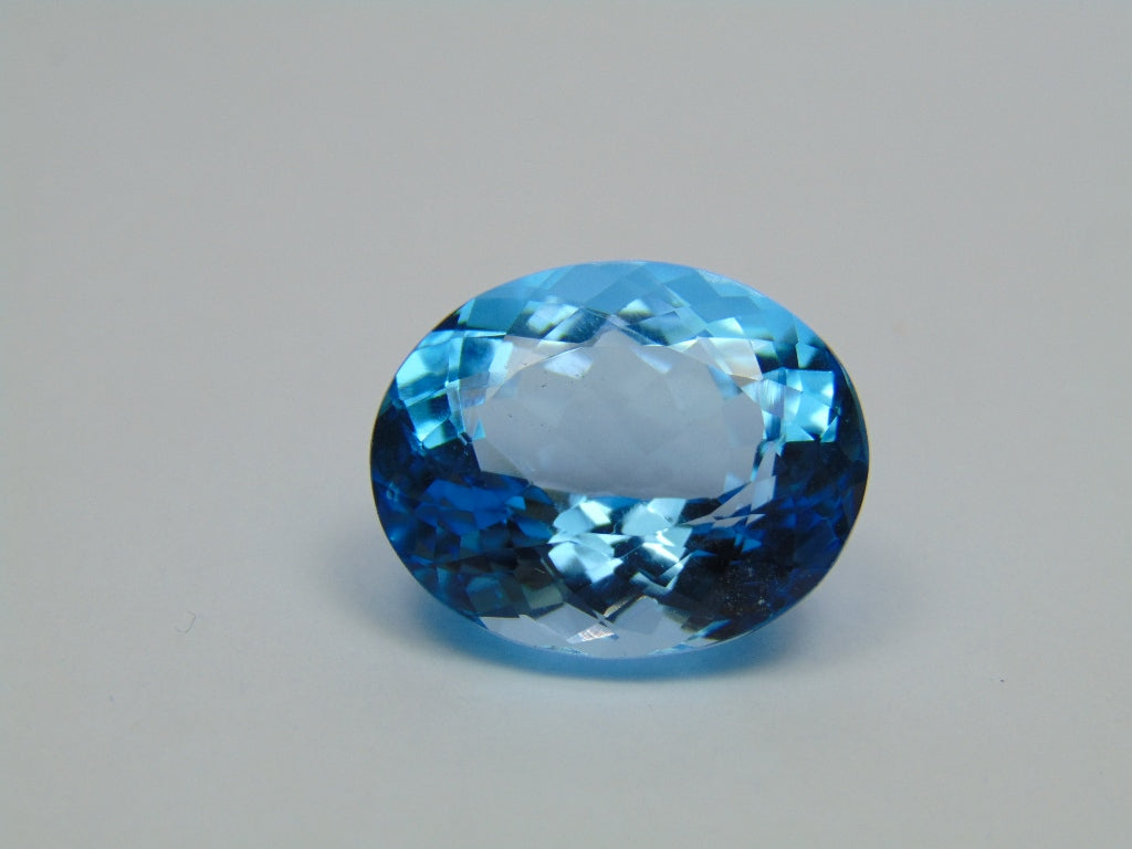 30.30ct Topaz 21x17mm