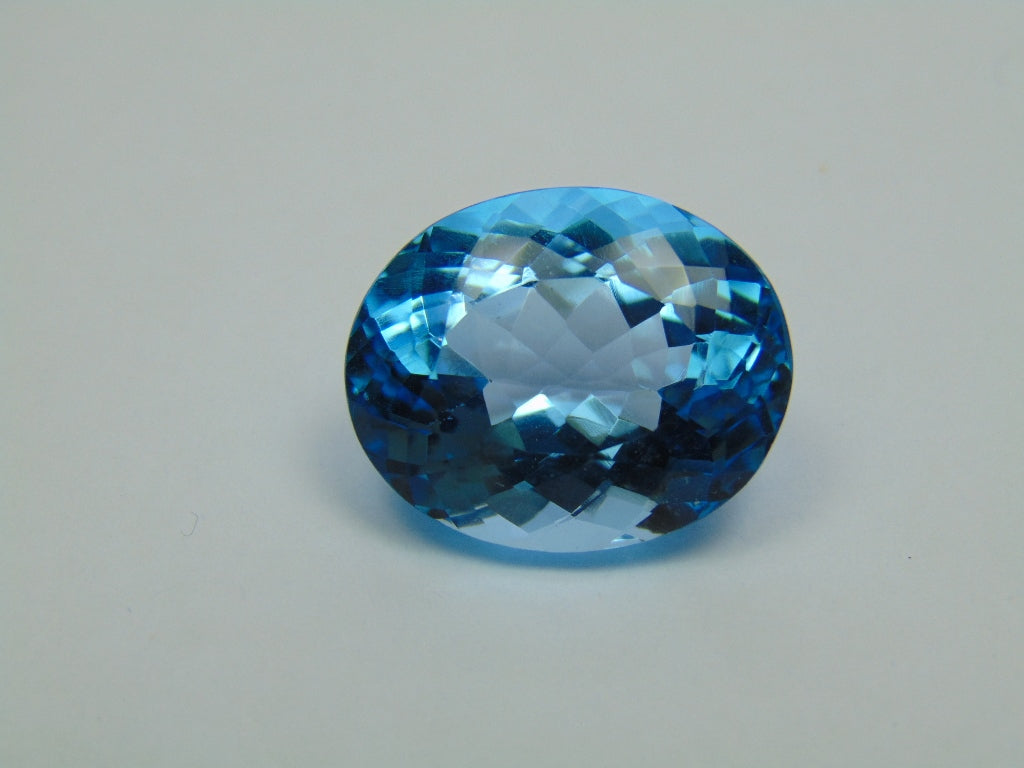 30.30ct Topaz 21x17mm