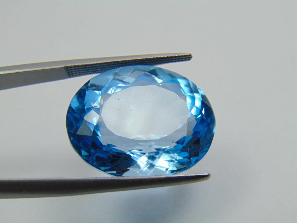 30.30ct Topaz 21x17mm