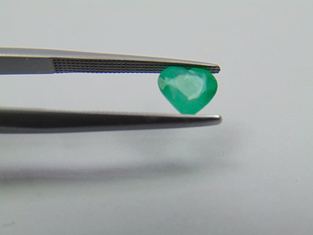 0.70ct Emerald 6x5mm