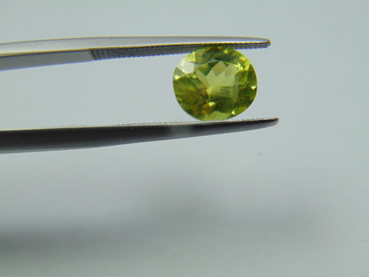 2.40ct Chrysolite 8x7mm