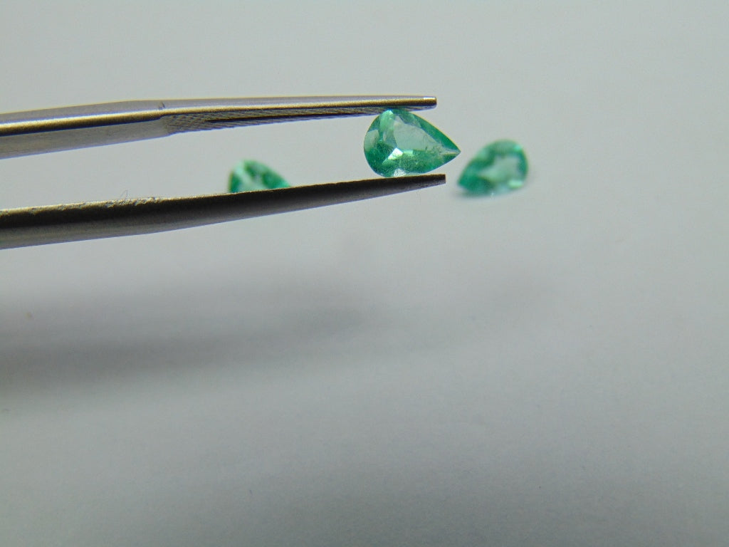 1.10ct Emerald 6x4mm