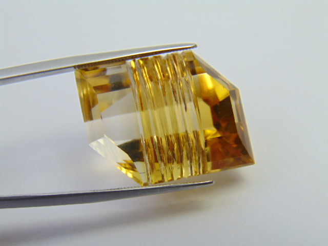 41.40ct Citrine Bicolor 24x9mm